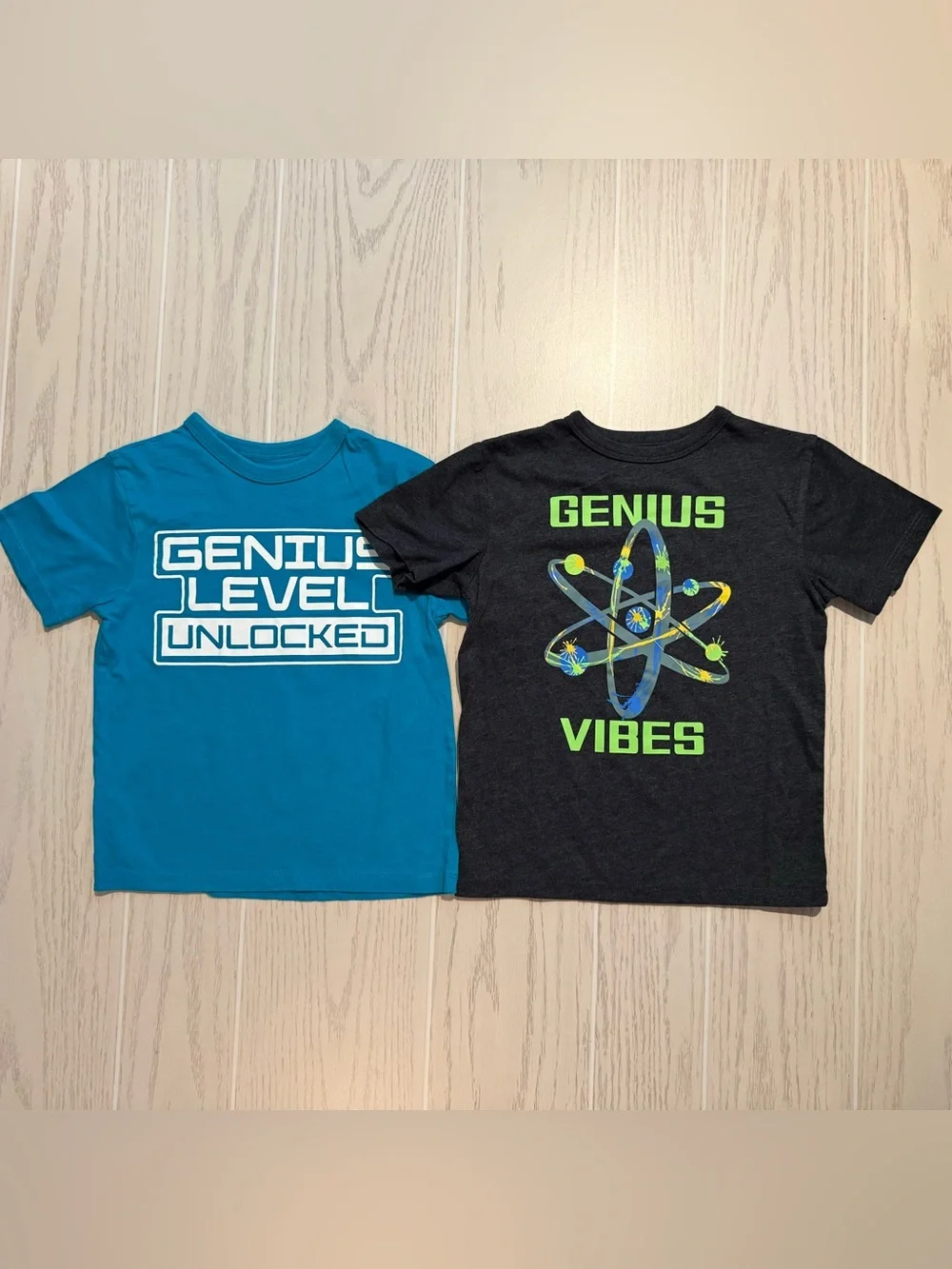 The Children’s Place Boys Size XS 4 Tee Bundle Blue Gray Genius Science Shirts